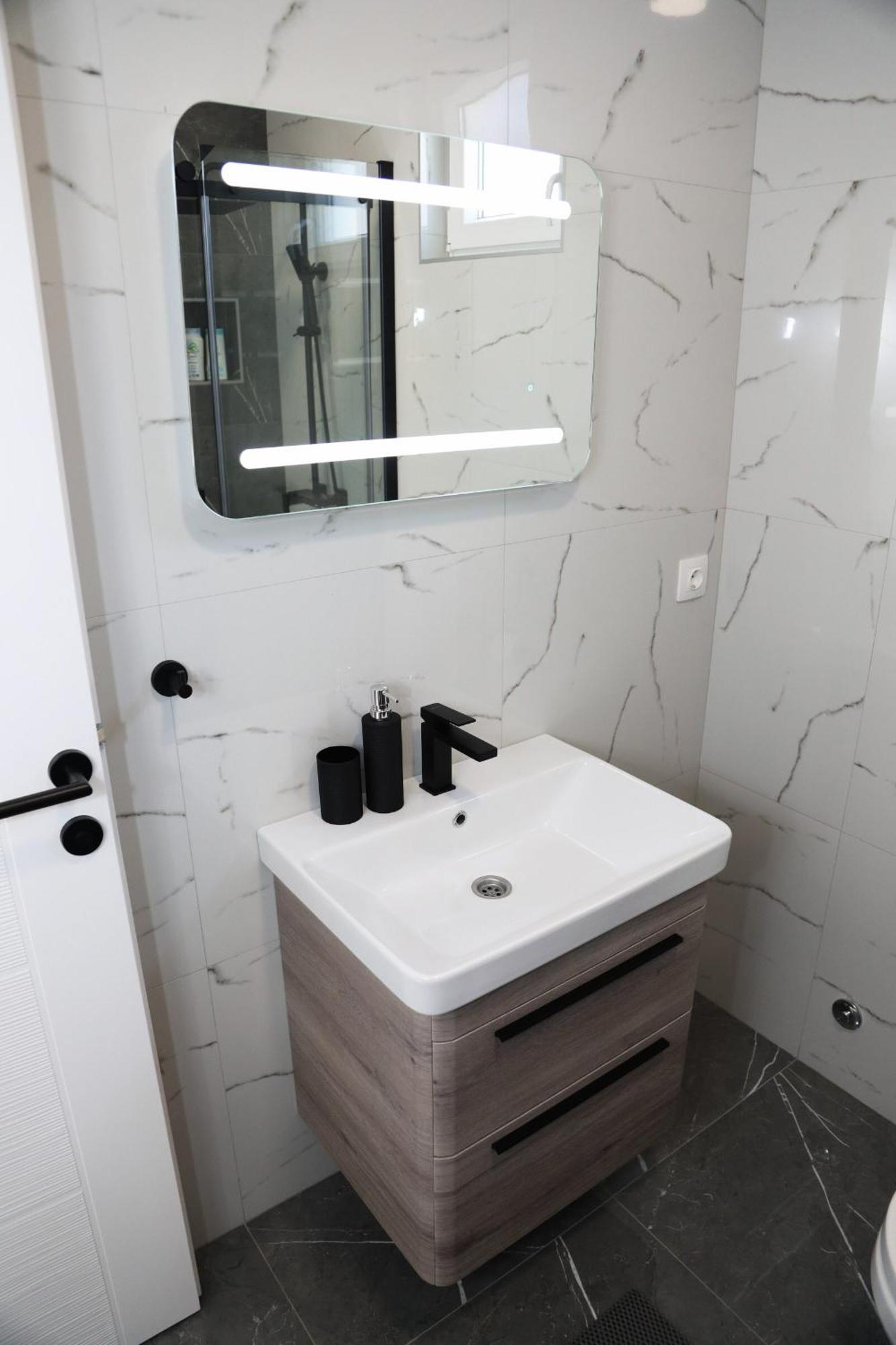 מוסטר Apartman Keman מראה חיצוני תמונה