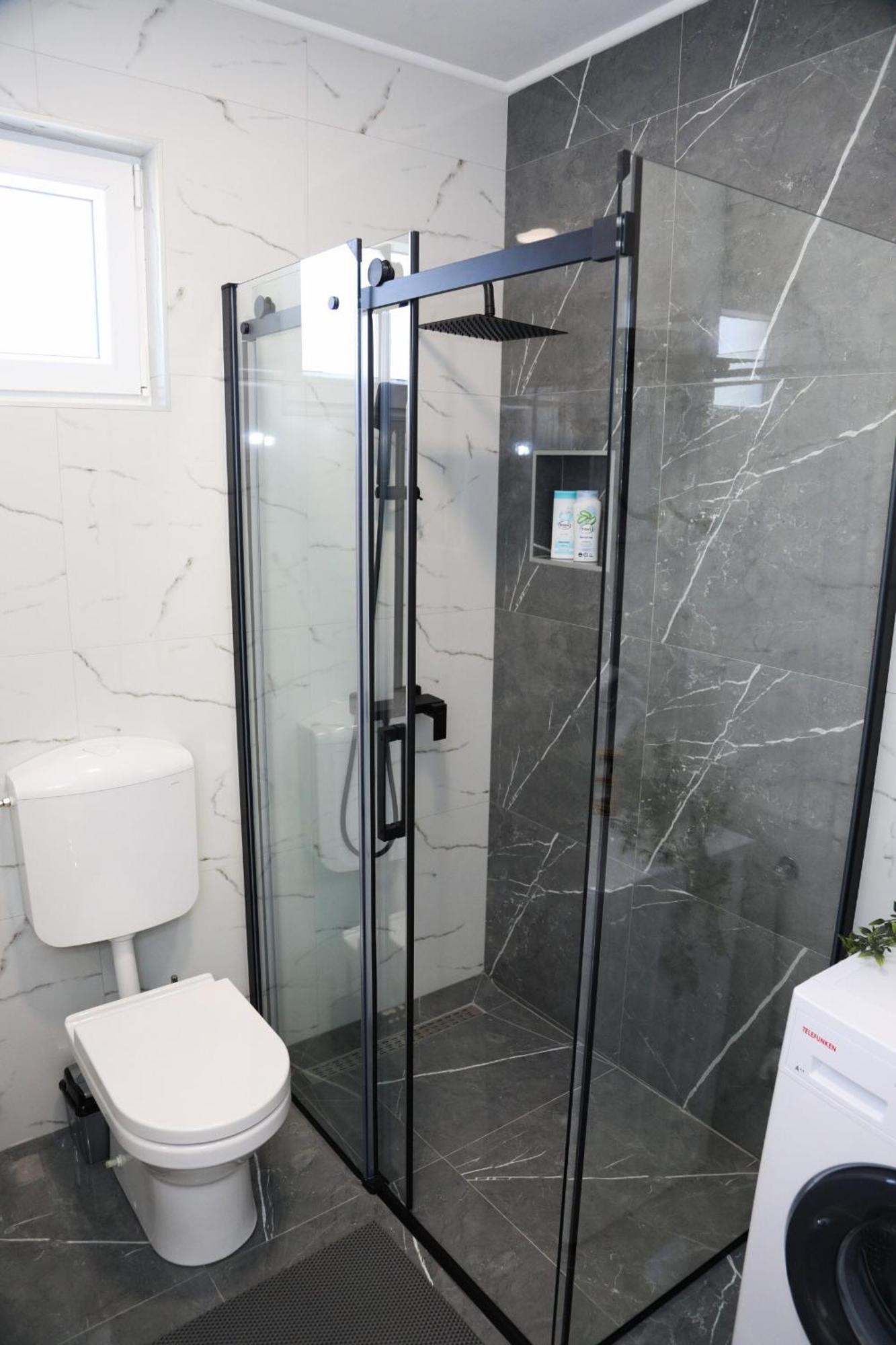 מוסטר Apartman Keman מראה חיצוני תמונה